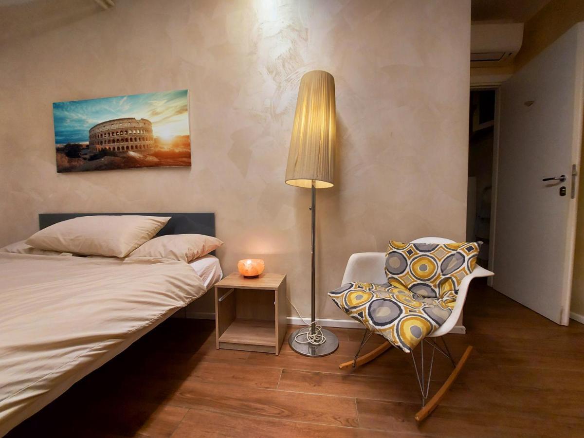 Free Breakfast - Big Apartment In The Heart Of Rom Exterior foto