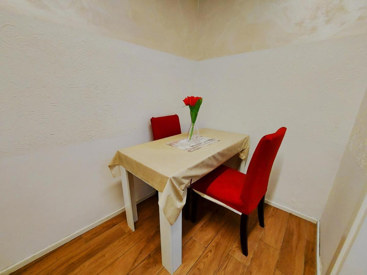 Free Breakfast - Big Apartment In The Heart Of Rom Exterior foto