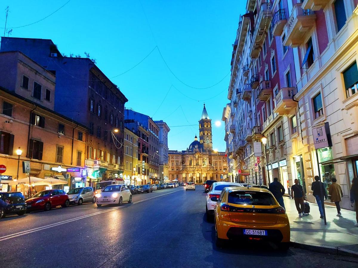 Free Breakfast - Big Apartment In The Heart Of Rom Exterior foto